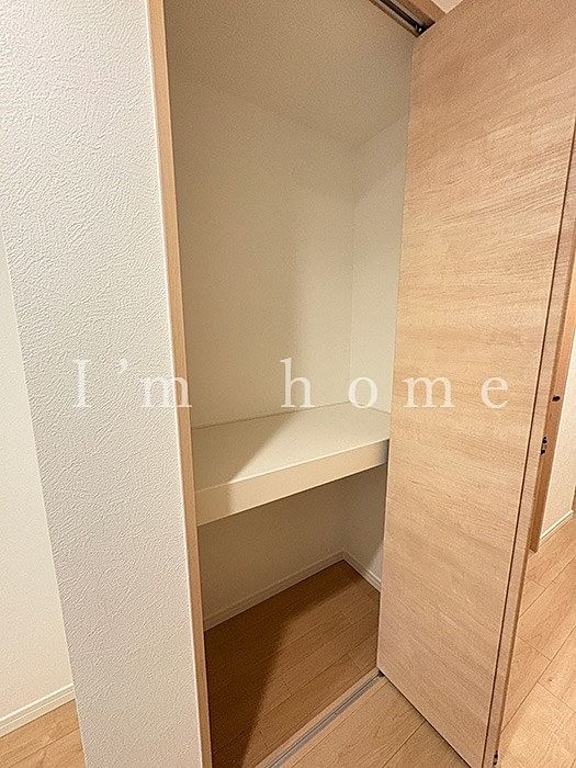 収納 廊下クローゼット